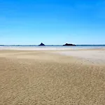 度假居 Du Mont Saint Michel *