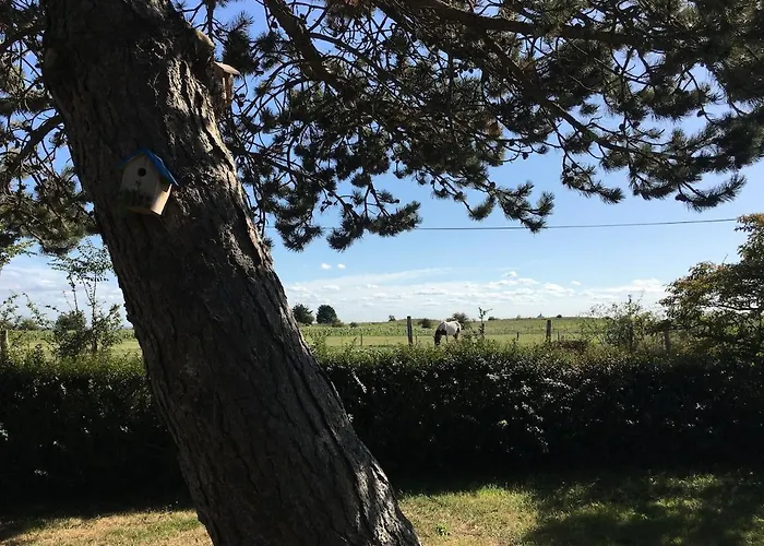 Du Mont Saint Michel Сasa de vacaciones Genêts